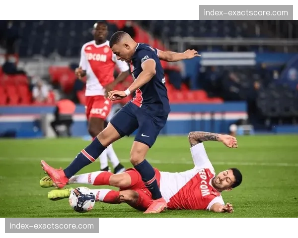 摩纳哥3-0完胜雷恩,升至积分榜第三位 摩纳哥3-0完胜雷恩,升至积分榜第三位