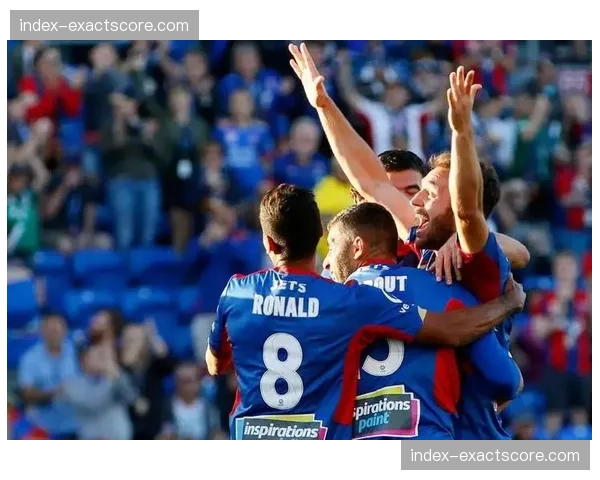 阿斯顿维拉3-1战胜布伦特福德，沃特金斯上演帽子戏法